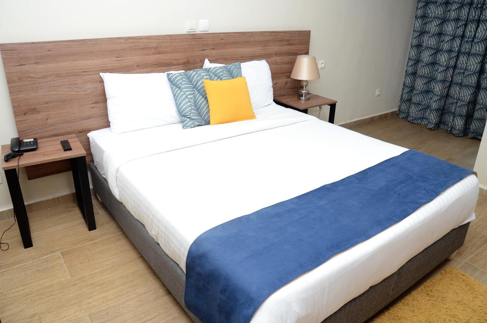 Hotel Bluebay 3*