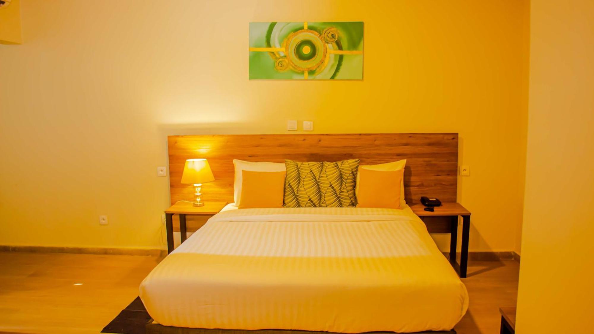 Hotel Bluebay 3*